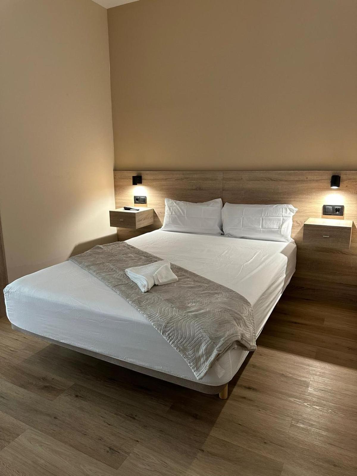Optimus Comfort Campoamor 101 Valencia Buitenkant foto