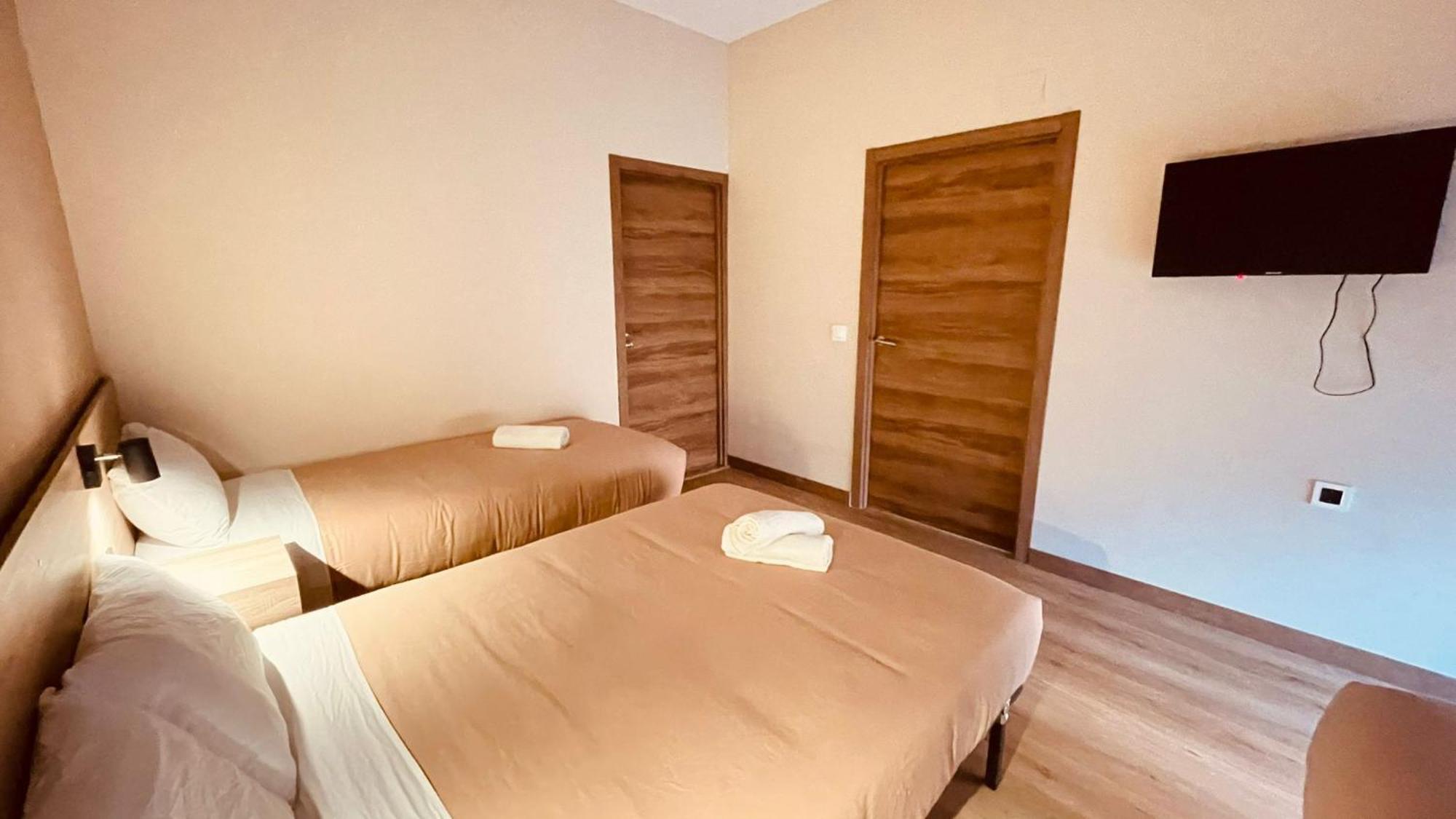 Optimus Comfort Campoamor 101 Valencia Buitenkant foto