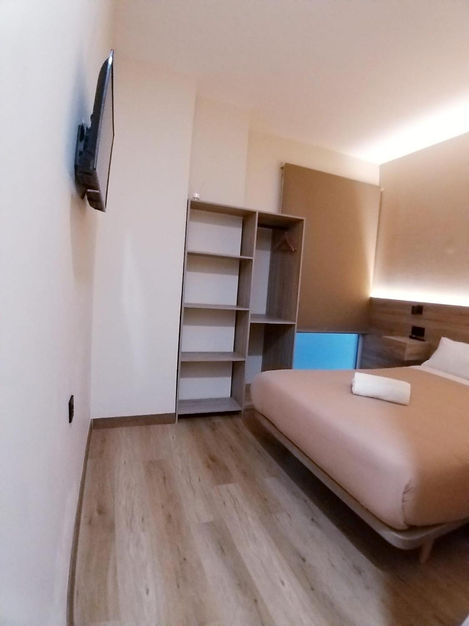 Optimus Comfort Campoamor 101 Valencia Buitenkant foto