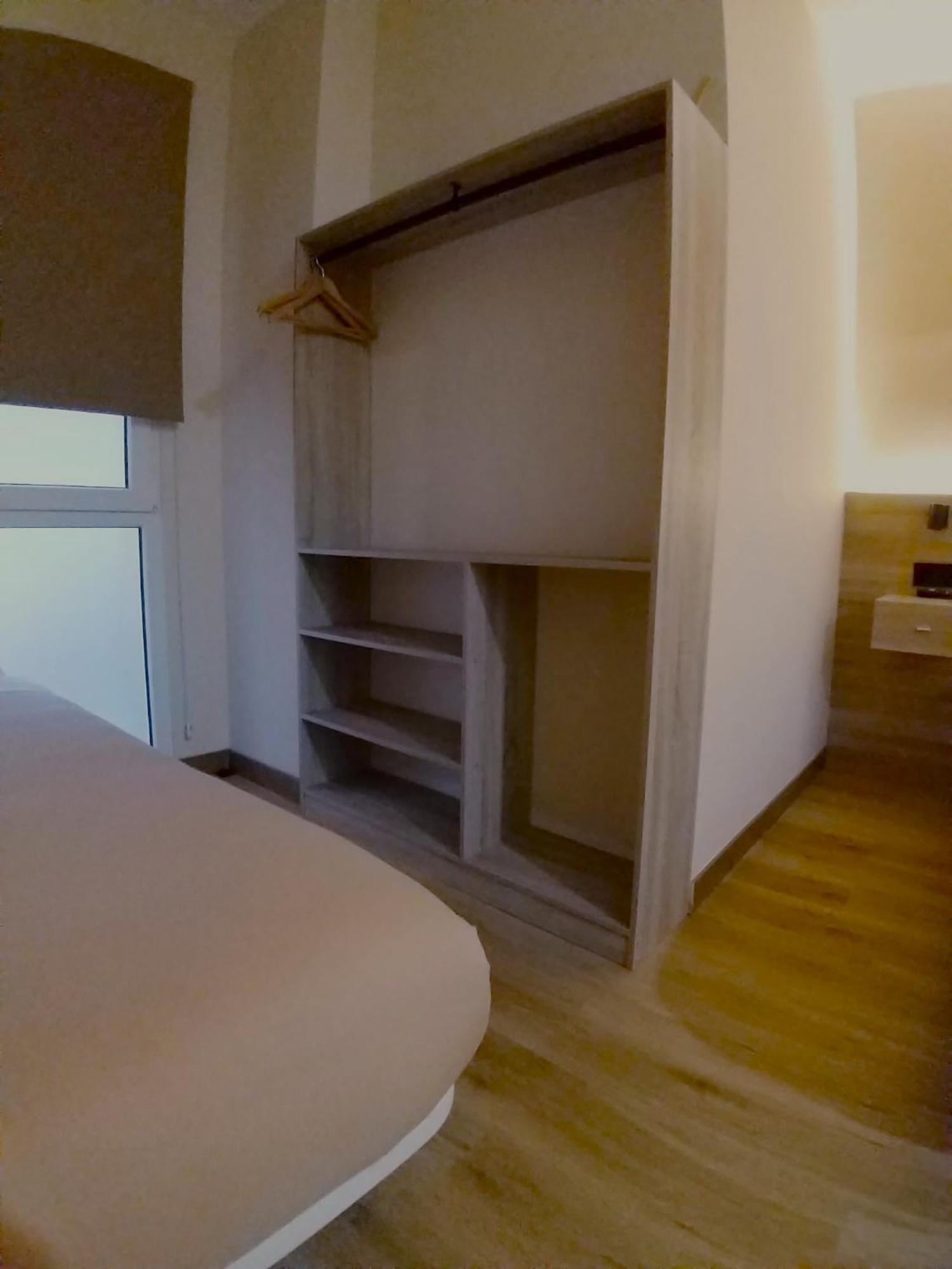 Optimus Comfort Campoamor 101 Valencia Buitenkant foto