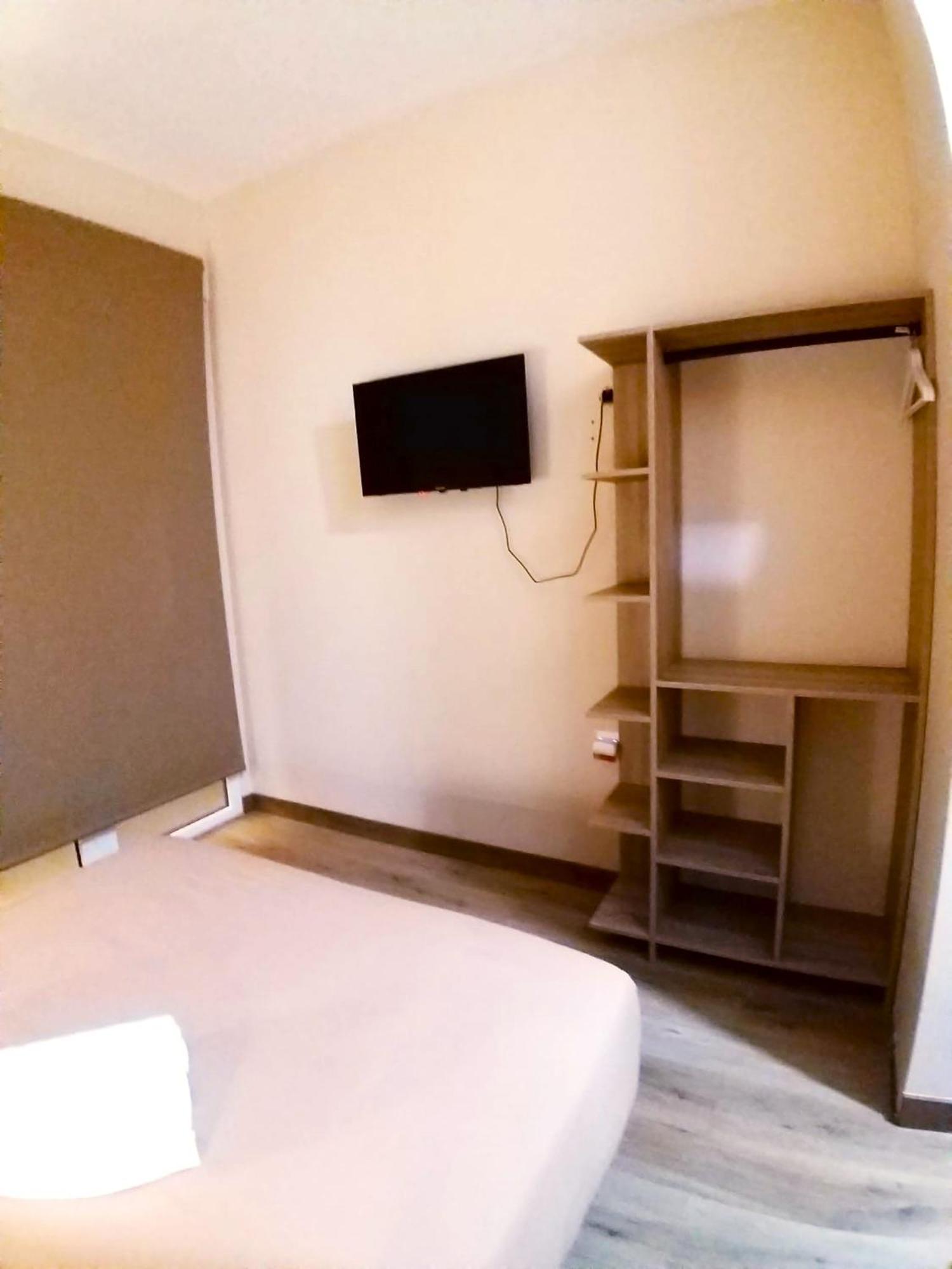 Optimus Comfort Campoamor 101 Valencia Buitenkant foto
