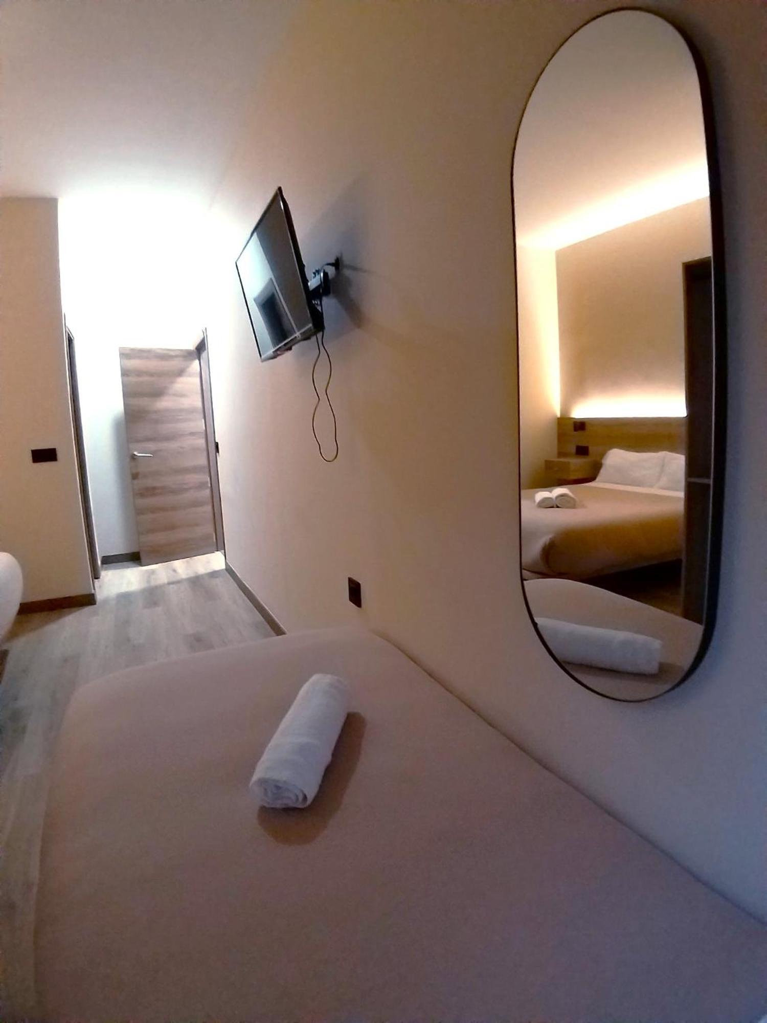 Optimus Comfort Campoamor 101 Valencia Buitenkant foto