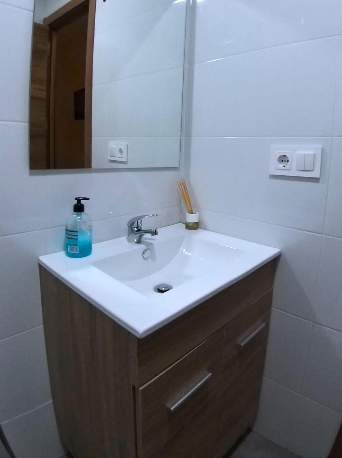 Optimus Comfort Campoamor 101 Valencia Buitenkant foto